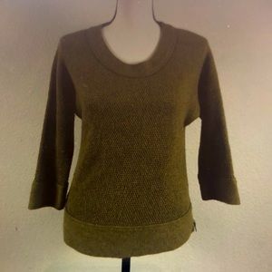 Loft mid length cuff sleeves in moss green size large